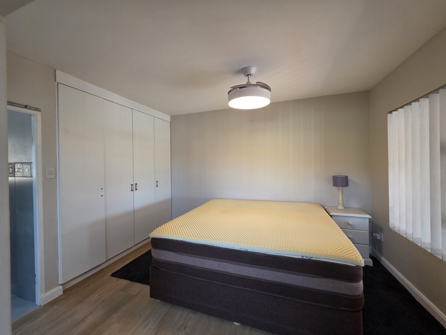 4 Bedroom Property for Sale in Wavecrest Eastern Cape
